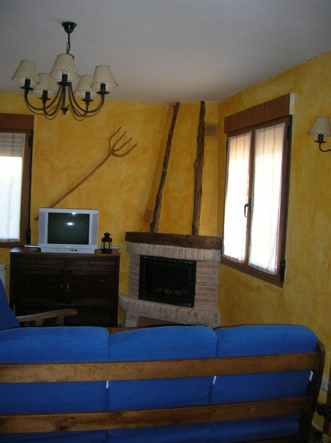 Casas Rurales Mi Reja A Santa Maria de Riaza ภายนอก รูปภาพ